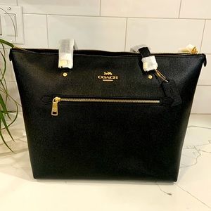 NWT - Coach - Gallery Tote - Black Leather